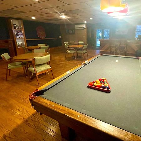 Skyline Village Inn Spruce Pine Bagian luar foto