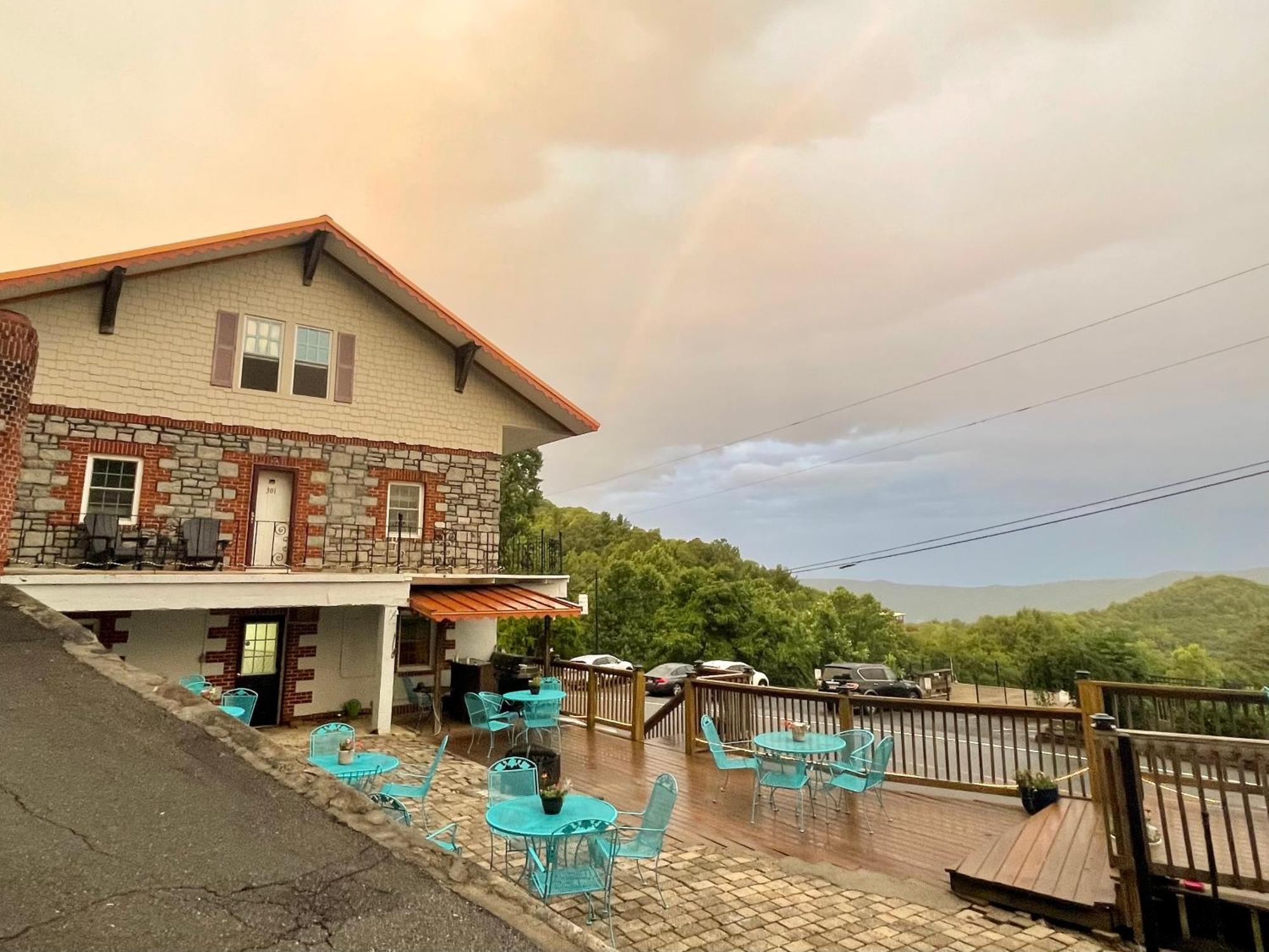 Skyline Village Inn Spruce Pine Bagian luar foto